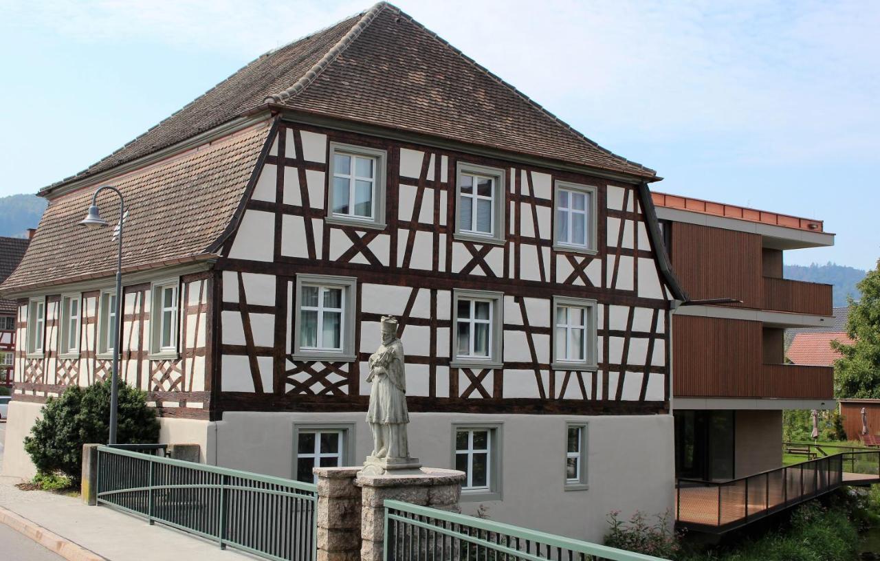 Sternen Bohlingen Aparthotel ภายนอก รูปภาพ