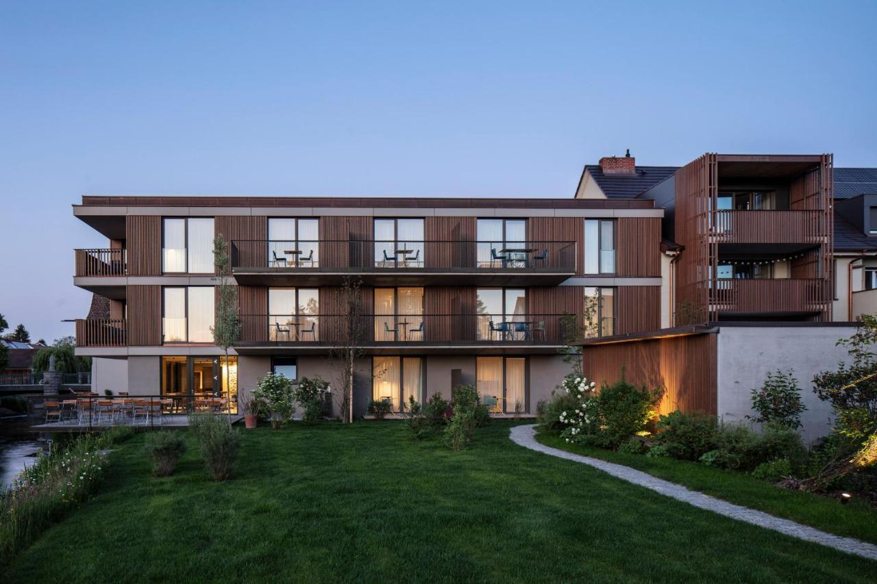 Sternen Bohlingen Aparthotel ภายนอก รูปภาพ